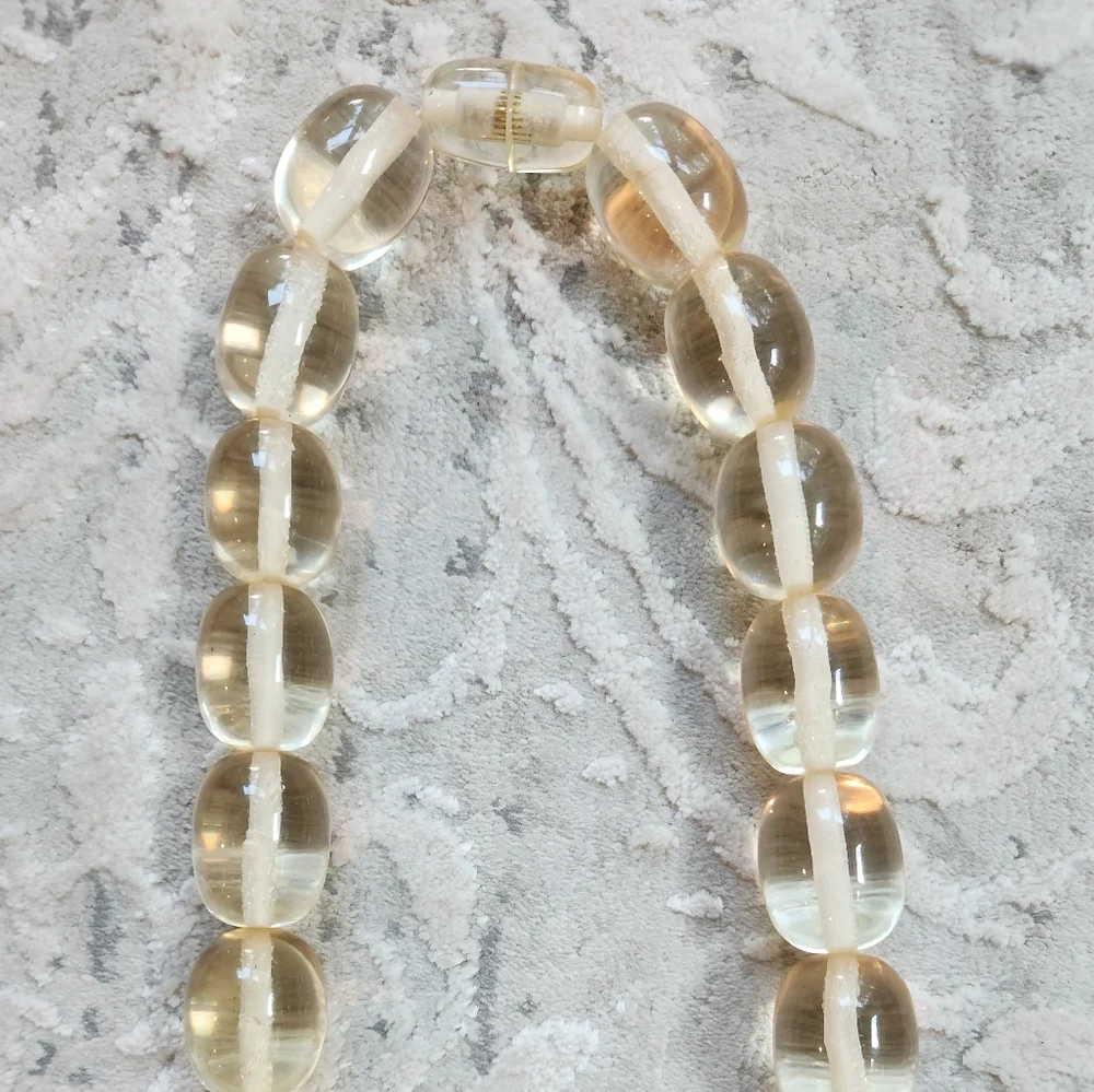 Chunky Acrylic Statement Necklace w/Screw Clasp - Picture 13 of 17